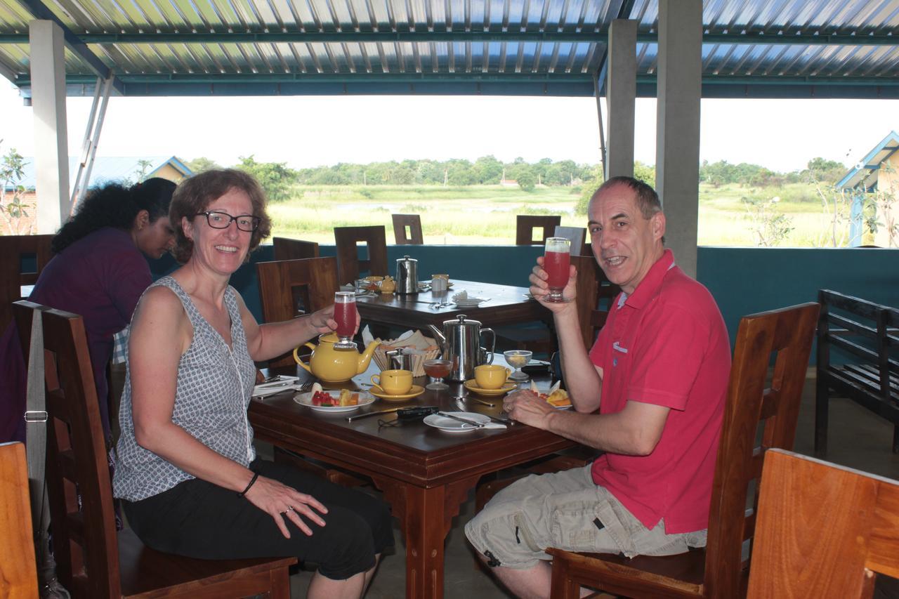 Rho Sigiriya Lake Edge Retreat Kibissa Екстер'єр фото