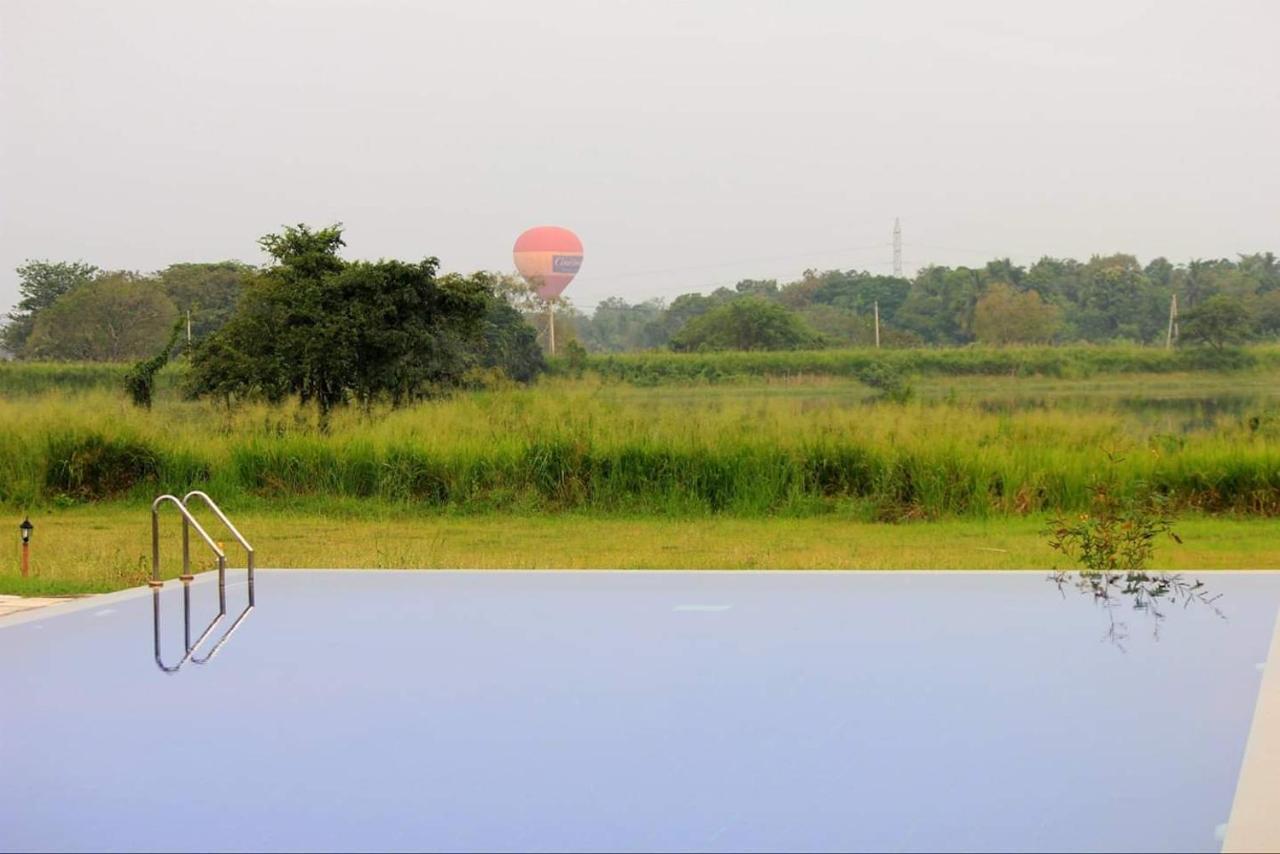 Rho Sigiriya Lake Edge Retreat Kibissa Екстер'єр фото