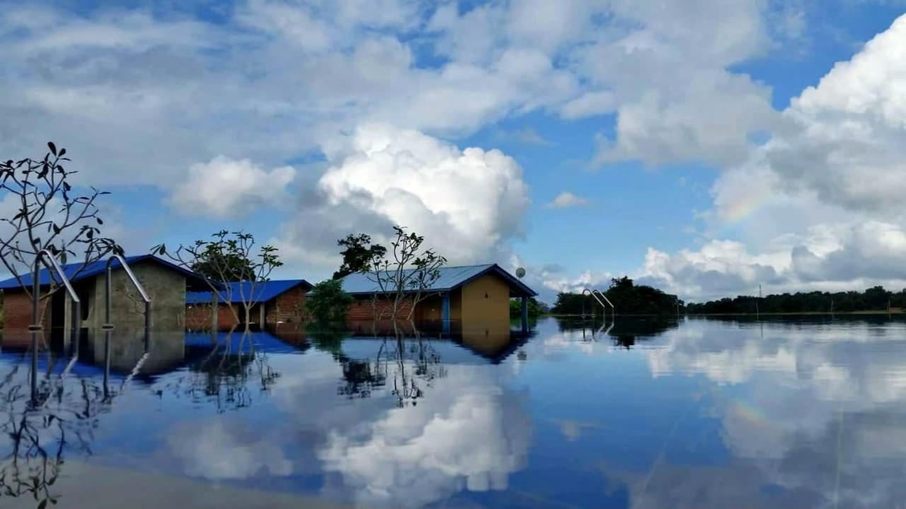 Rho Sigiriya Lake Edge Retreat Kibissa Екстер'єр фото